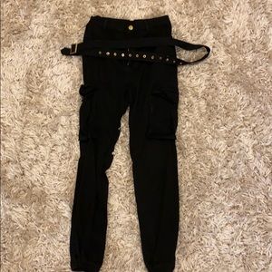 Small jogger cargo pants in black